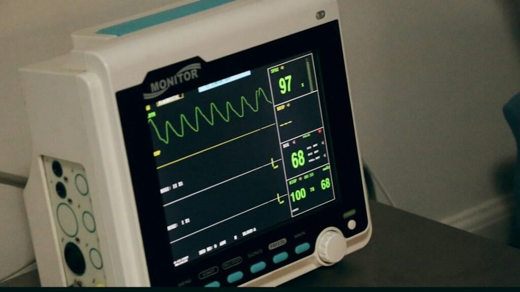 Medical monitor displaying heart rate and vital signs