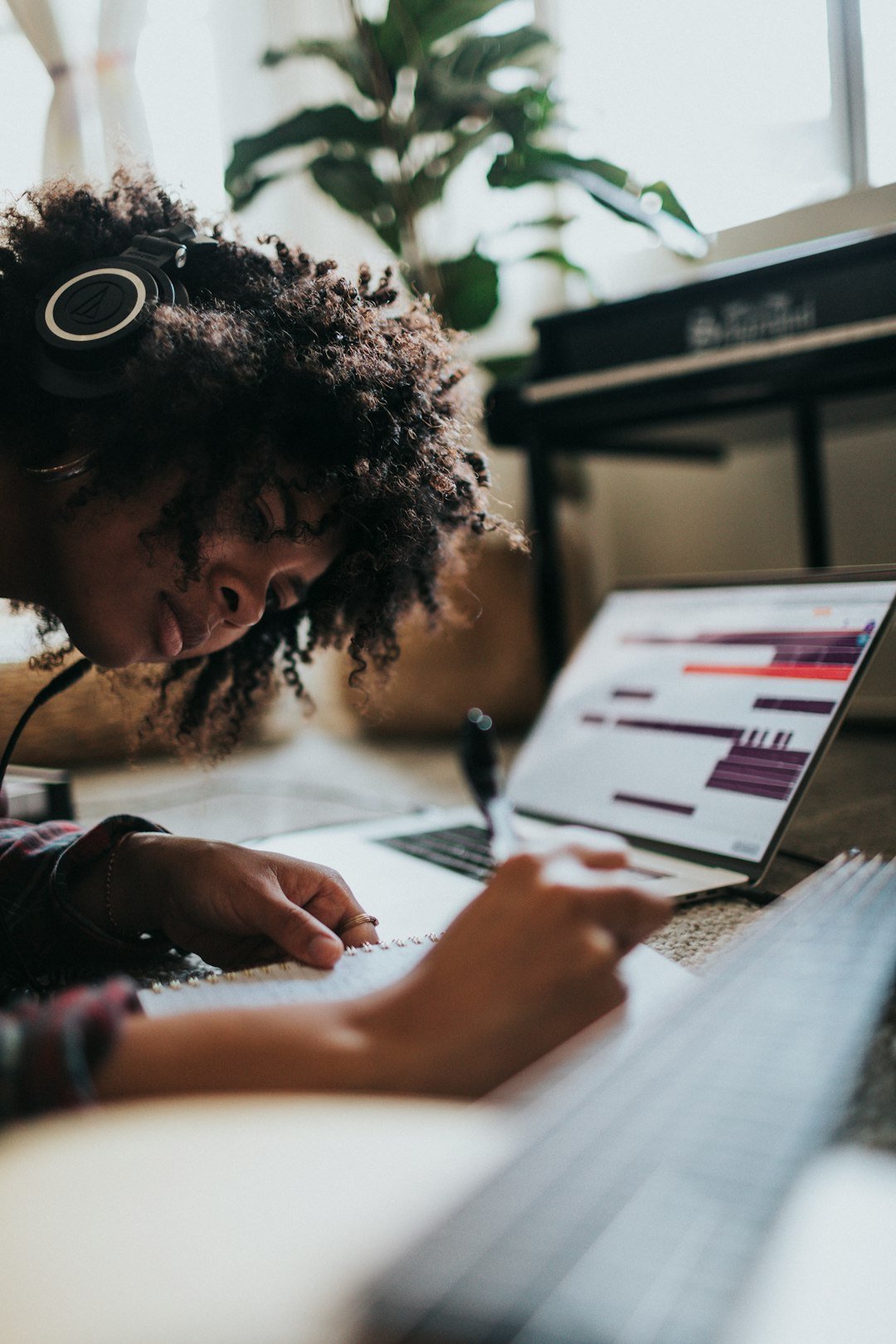 Is ChatGPT Good for Learning? Benefits, Tips & Best Ways to Use It